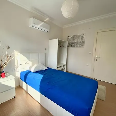 Deniz Manzarali Havuzlu Apartmán Alanya
