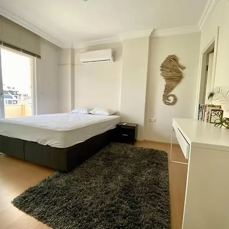 Deniz Manzarali Havuzlu * Alanya